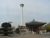 龍頭山公園の釜山タワー