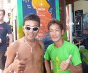 インストラクターのツヨシさんと