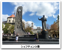 シェフチェンコ像